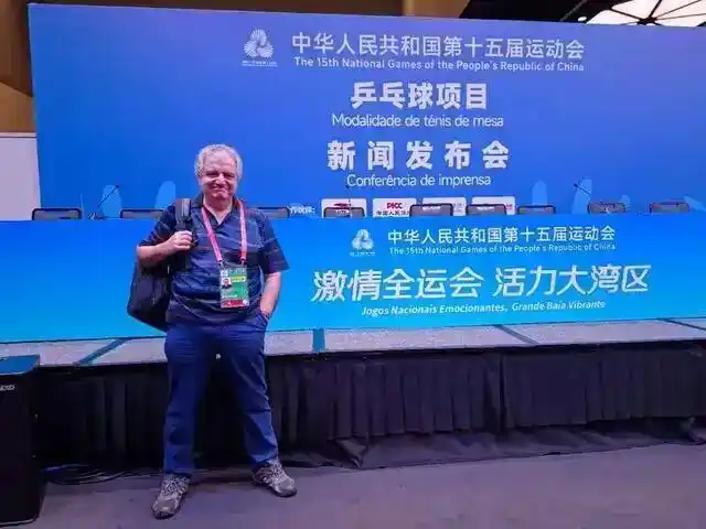 冬奥会纪念品_北京冬奥会背包_安踏可持续设计