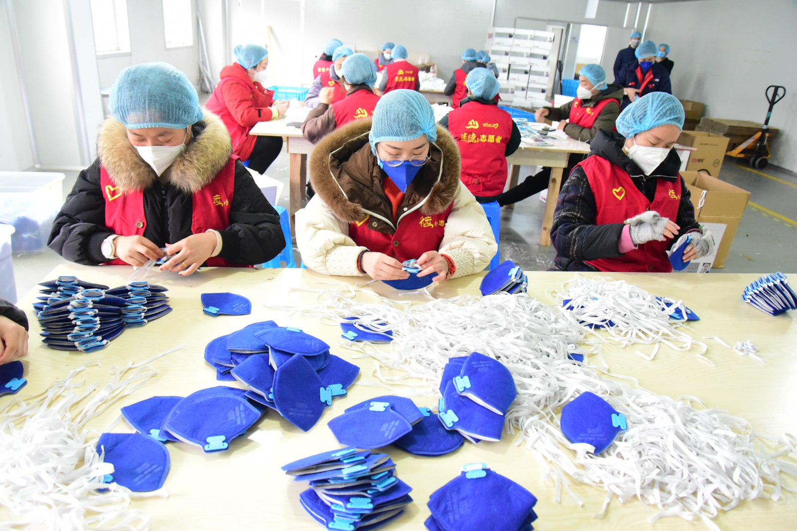 疫情防控物资：口罩产能恢复情况及短缺物资热点回应