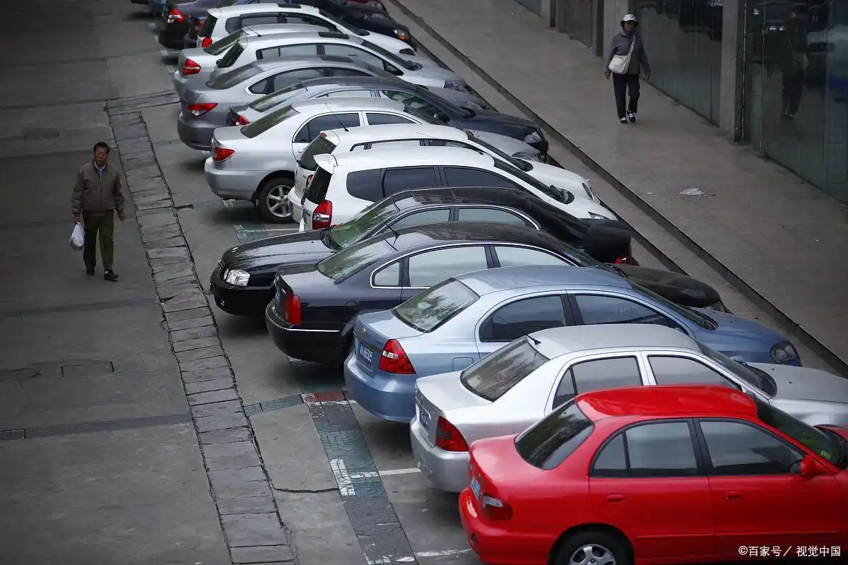 中国扣分罚款五种驾驶行为_不按规定使用双闪灯扣分_违章驾驶