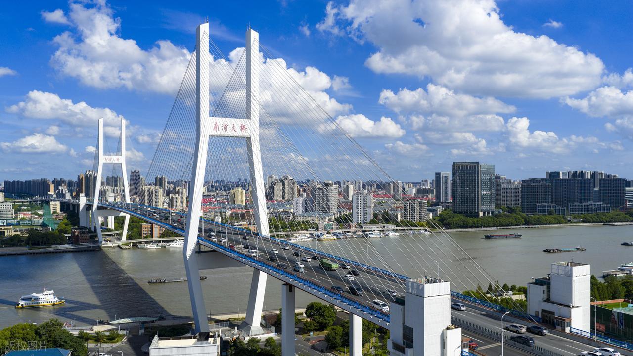 绿色出行与限号限行_北京插电混动车牌限行规则_北京绿牌车限行政策