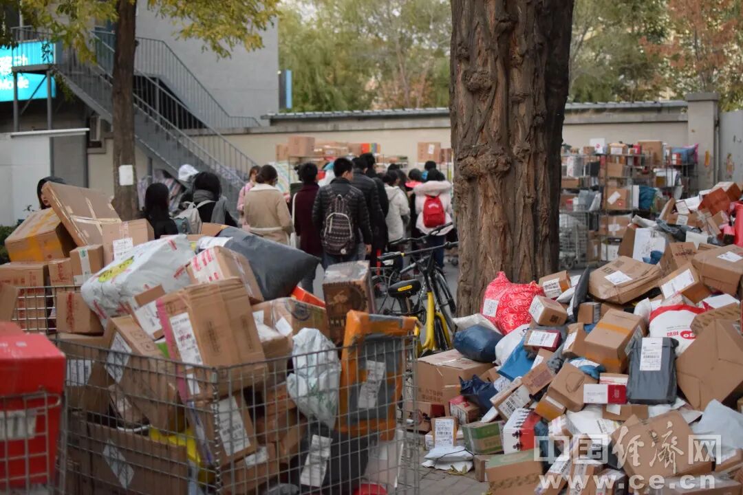 快递停运原因_春节快递不打烊_快递谣言焦虑