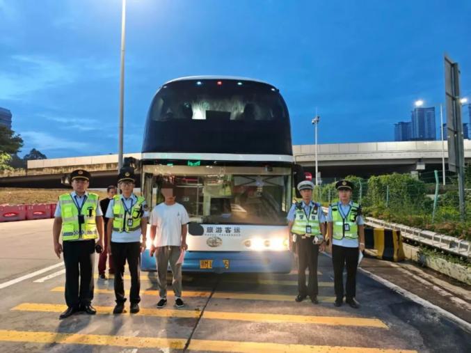 违章高发时段管控_严查班包车违章_打击跨省市非法营运